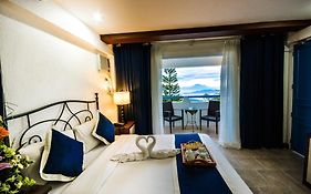 Estancia Resort Hotel Tagaytay